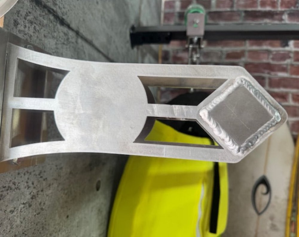 Side view, showing the wall-mount position.